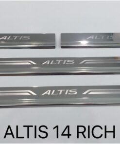 ชายบันได Toyota Cololla Altis โครเมี่ยม งาน Rich